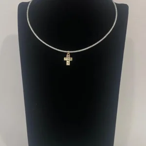 Collar Imán Cruz Plateada
